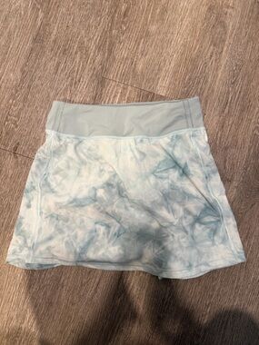 lululemon athletica Tie-Dye Light Blue & White Skirt